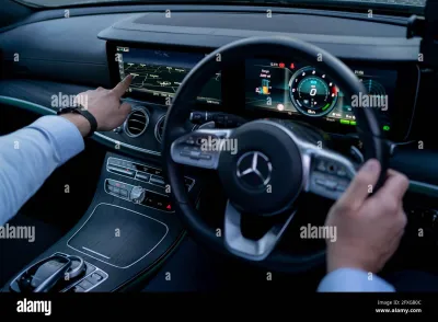 E 300